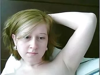 La mitad sexo latino videos grande de la mariposa marrón, Beatrice, masturbación