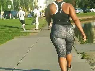 Hombres guapos Gay me chupé el culo a un xxx latino gratis hombre negro